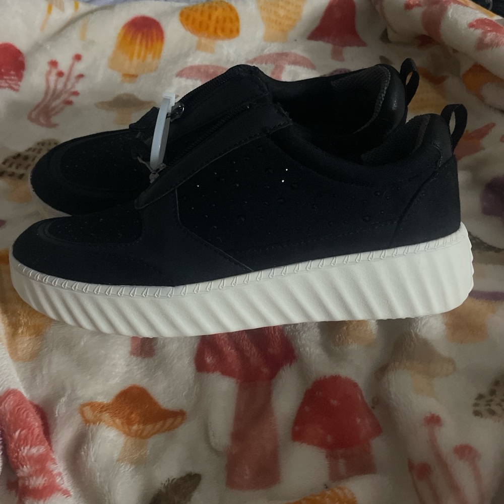 New BZees For Lifestride Womens Winner Slip-On Sneakers